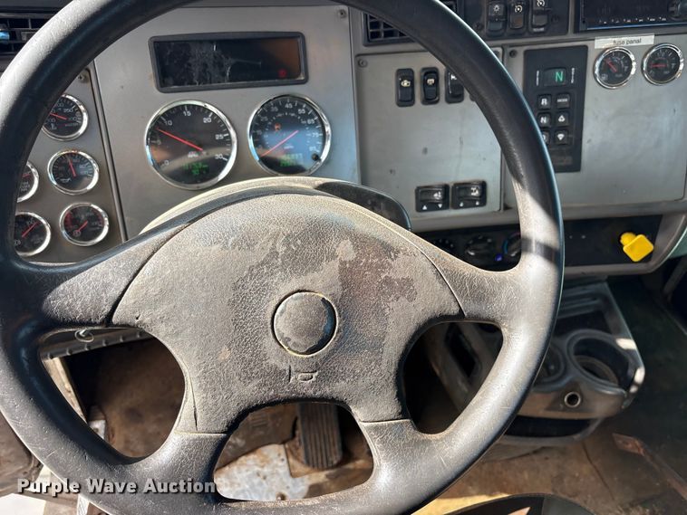 image for item ET2224 2017 Kenworth T370 vacuum truck