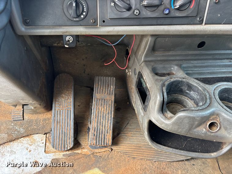 image for item ET2224 2017 Kenworth T370 vacuum truck