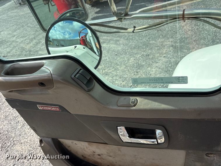image for item ET2224 2017 Kenworth T370 vacuum truck