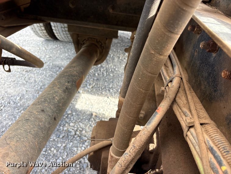 image for item ET2224 2017 Kenworth T370 vacuum truck