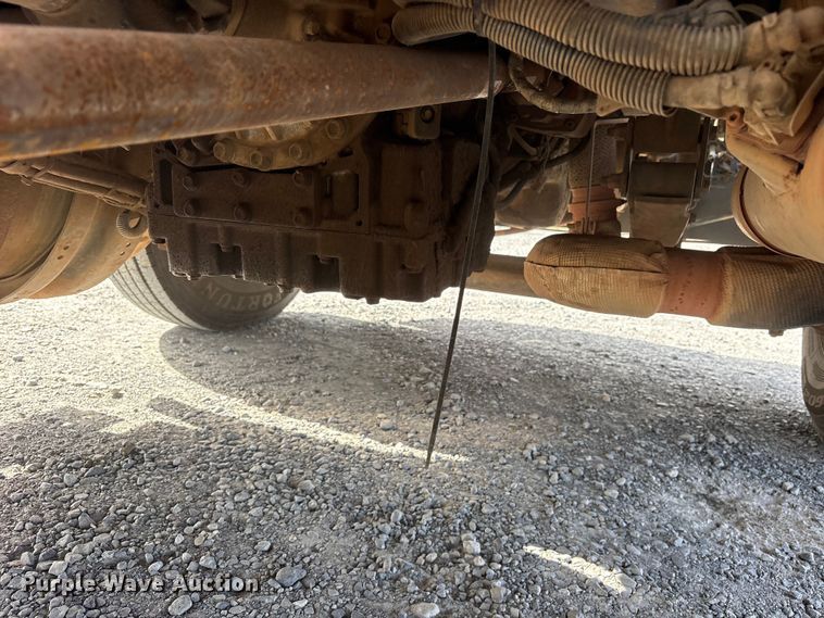 image for item ET2224 2017 Kenworth T370 vacuum truck