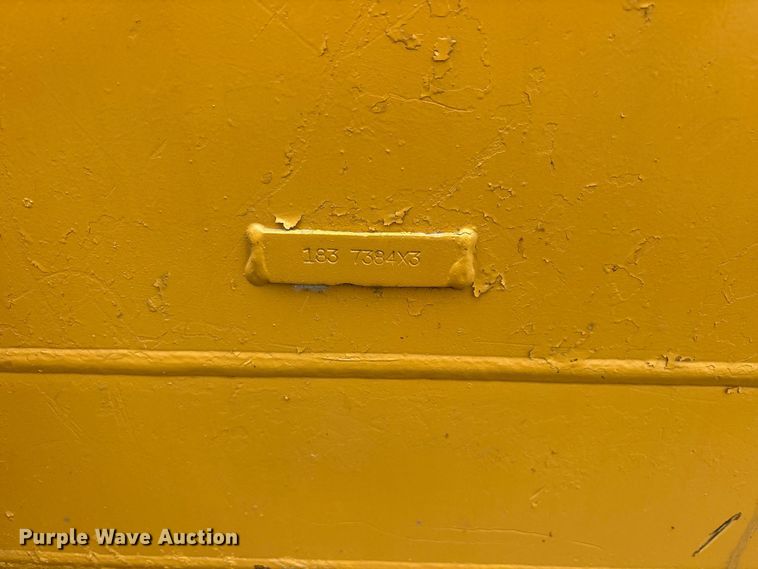 image for item ET2225 2004 Caterpillar D5G LGP dozer