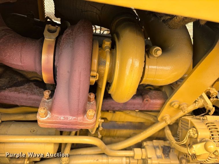 image for item ET2225 2004 Caterpillar D5G LGP dozer