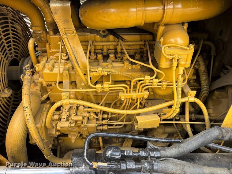 image for item ET2225 2004 Caterpillar D5G LGP dozer