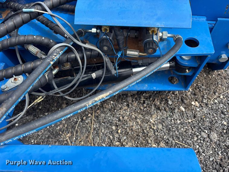 image for item ET2233 2022 Topcat SSSG72 skid steer dozer blade