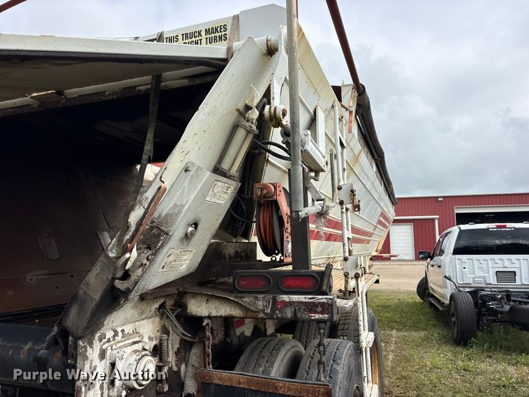 image for item ET2236 2007 Trail King LB237 live bottom trailer