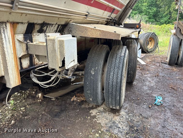 image for item ET2239 2007 Trail King LB237 live bottom trailer