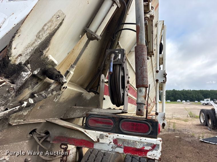 image for item ET2240 2007 Trail King LR237 live bottom trailer