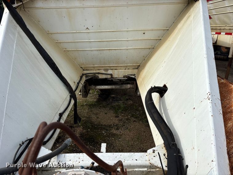 image for item ET2240 2007 Trail King LR237 live bottom trailer
