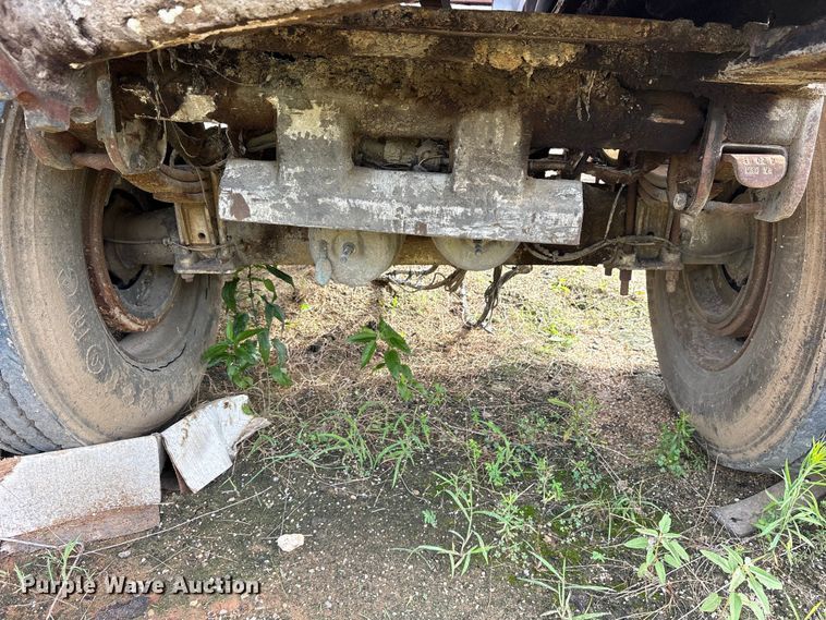 image for item ET2240 2007 Trail King LR237 live bottom trailer