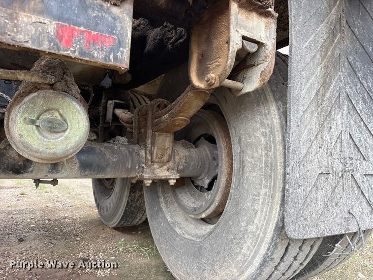 image for item ET2241 2008 Trail King OLB236 live bottom trailer