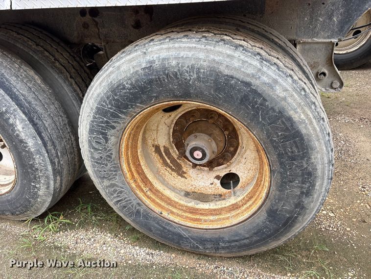 image for item ET2241 2008 Trail King OLB236 live bottom trailer