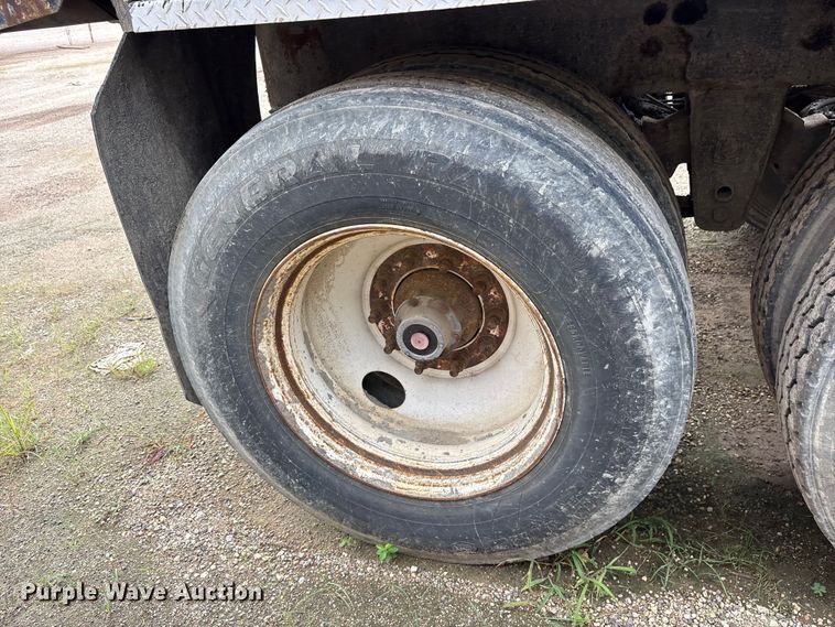 image for item ET2241 2008 Trail King OLB236 live bottom trailer
