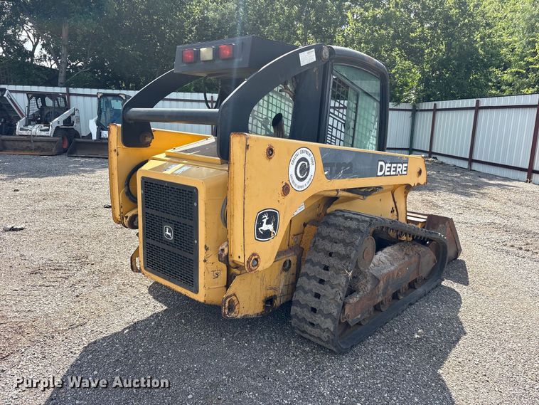 image for item ET2249 2006 John Deere CT322 tracked skid steer loader