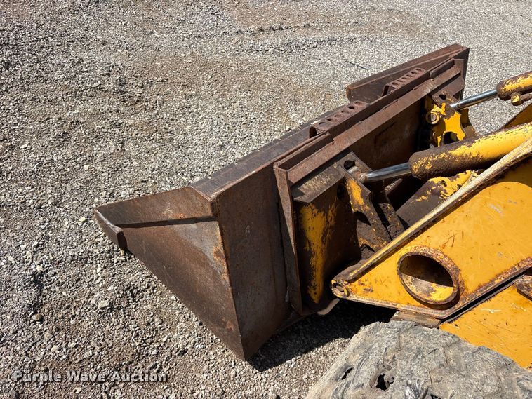 image for item ET2249 2006 John Deere CT322 tracked skid steer loader