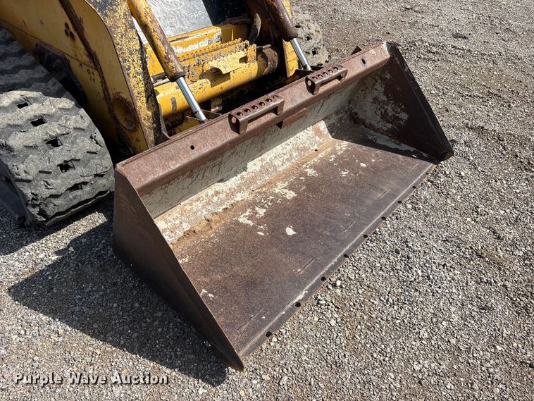 image for item ET2249 2006 John Deere CT322 tracked skid steer loader
