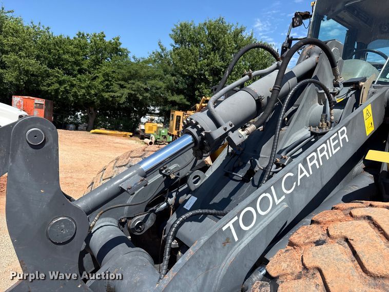 image for item ET6317 2005 Komatsu WA250PT-5L wheel loader