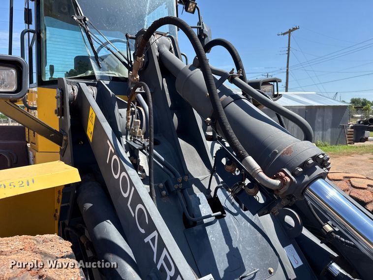 image for item ET6317 2005 Komatsu WA250PT-5L wheel loader