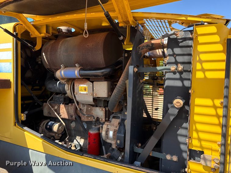 image for item ET6317 2005 Komatsu WA250PT-5L wheel loader