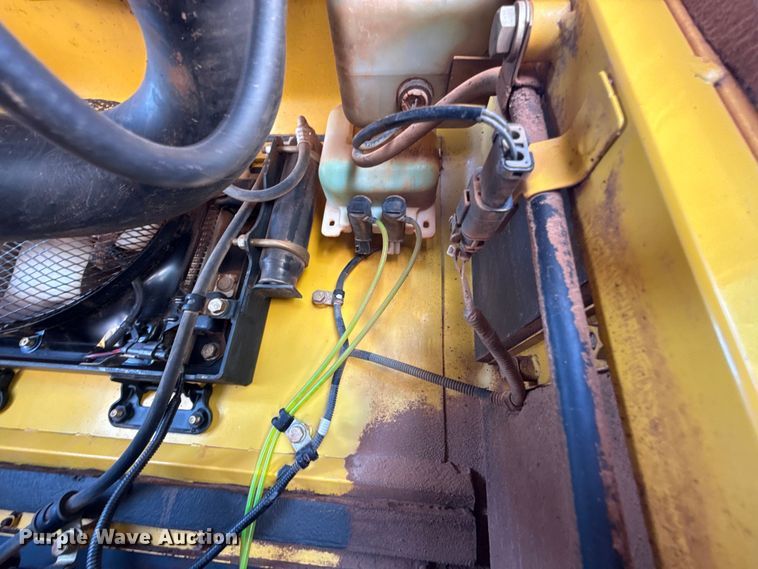 image for item ET6317 2005 Komatsu WA250PT-5L wheel loader