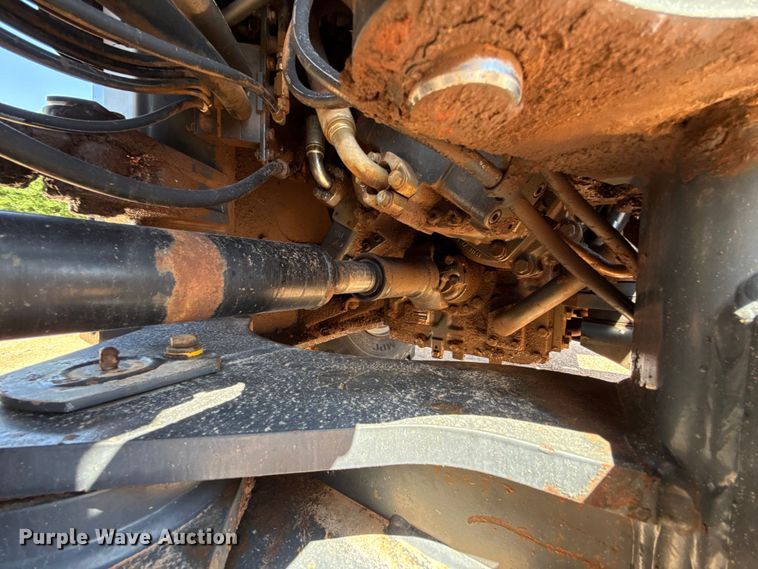 image for item ET6317 2005 Komatsu WA250PT-5L wheel loader
