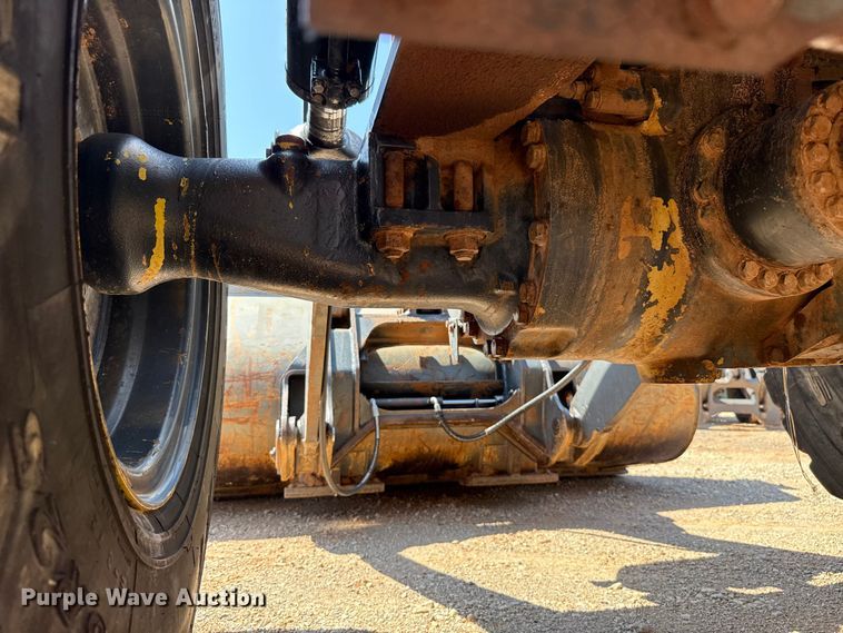 image for item ET6317 2005 Komatsu WA250PT-5L wheel loader