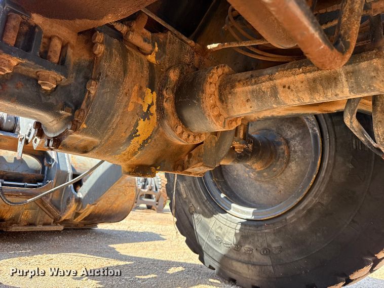 image for item ET6317 2005 Komatsu WA250PT-5L wheel loader