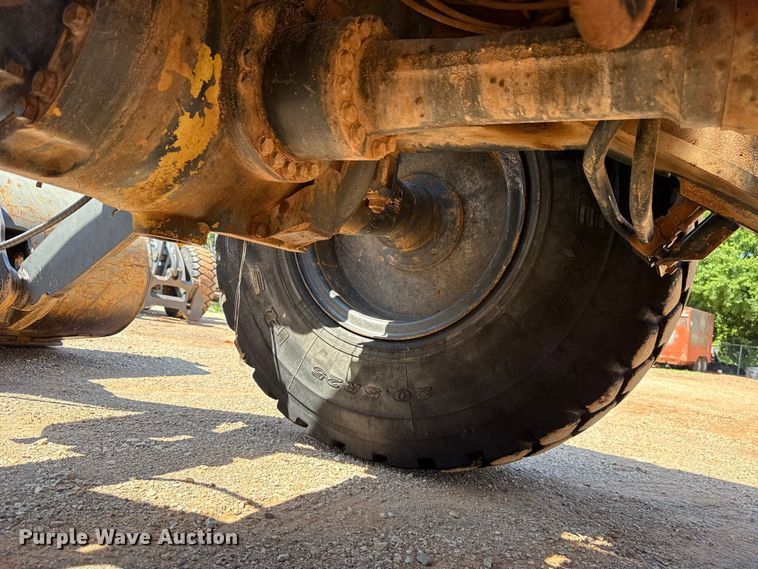 image for item ET6317 2005 Komatsu WA250PT-5L wheel loader