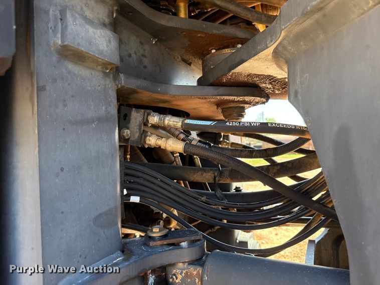 image for item ET6317 2005 Komatsu WA250PT-5L wheel loader