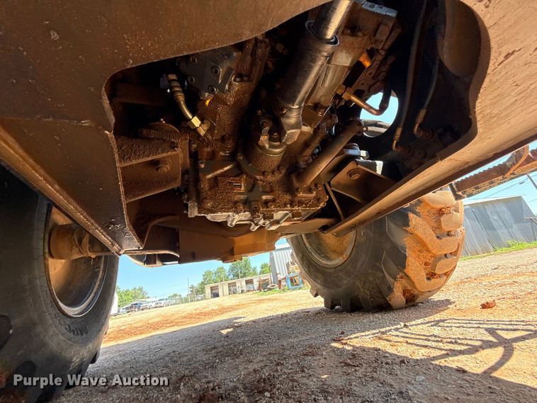image for item ET6317 2005 Komatsu WA250PT-5L wheel loader