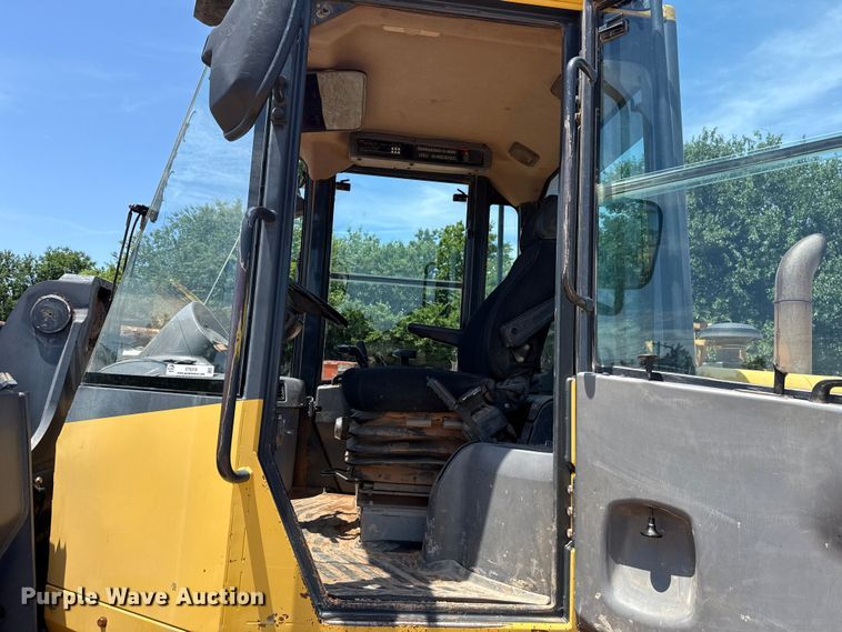 image for item ET6318 2007 Komatsu WA250PT-5 wheel loader