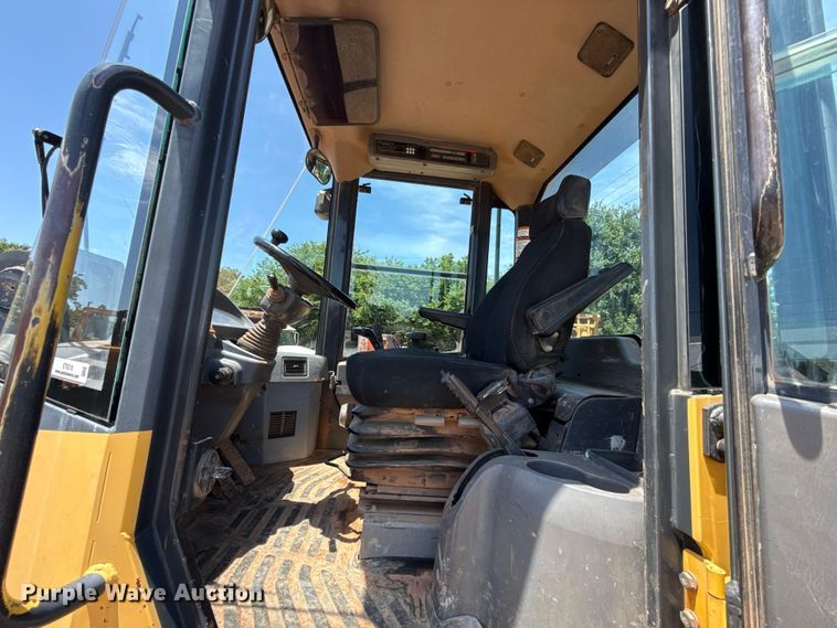 image for item ET6318 2007 Komatsu WA250PT-5 wheel loader