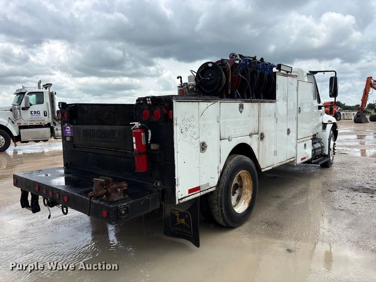 image for item EU5678 2004 International 4300 fuel / lube truck