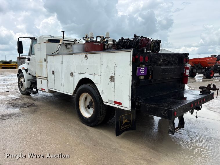 image for item EU5678 2004 International 4300 fuel / lube truck