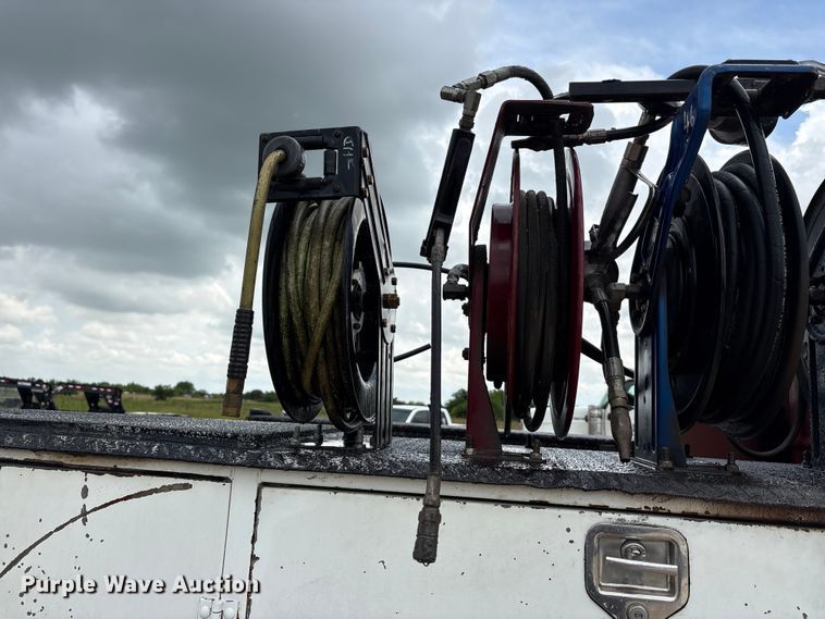 image for item EU5678 2004 International 4300 fuel / lube truck