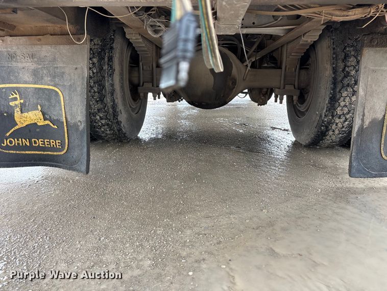 image for item EU5678 2004 International 4300 fuel / lube truck