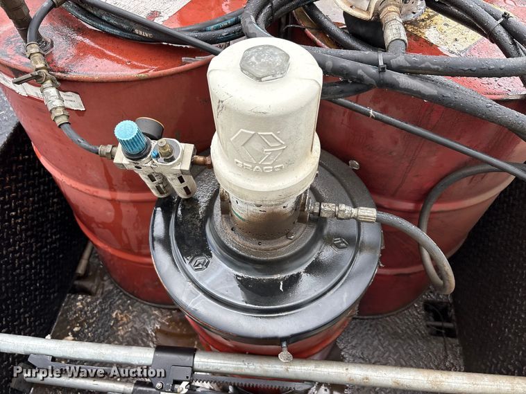 image for item EU5678 2004 International 4300 fuel / lube truck
