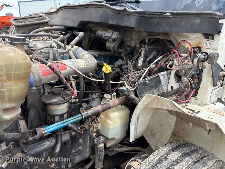 image for item EU5678 2004 International 4300 fuel / lube truck
