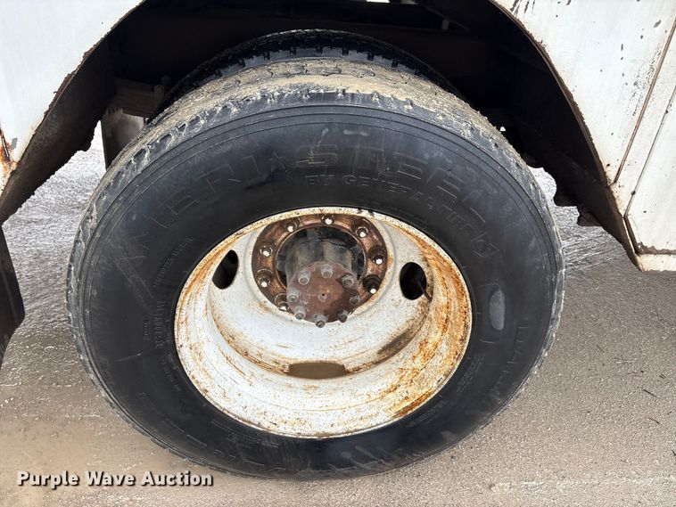 image for item EU5678 2004 International 4300 fuel / lube truck