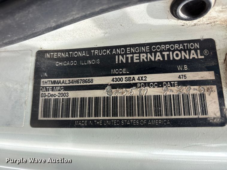 image for item EU5678 2004 International 4300 fuel / lube truck