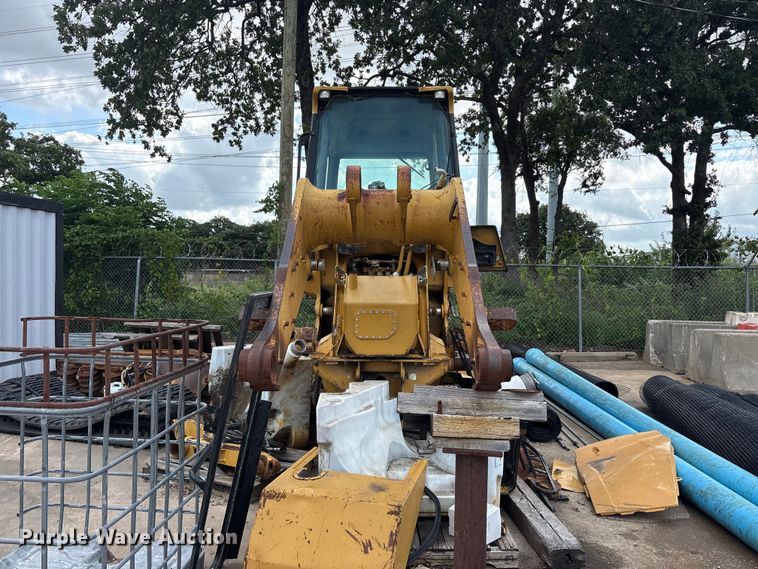 image for item EU5696 2011 Caterpillar 963D track loader