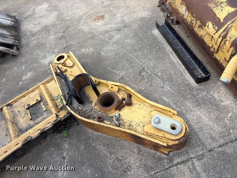 image for item EU5696 2011 Caterpillar 963D track loader