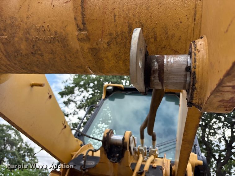 image for item EU5696 2011 Caterpillar 963D track loader