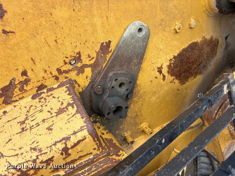 image for item EU5696 2011 Caterpillar 963D track loader