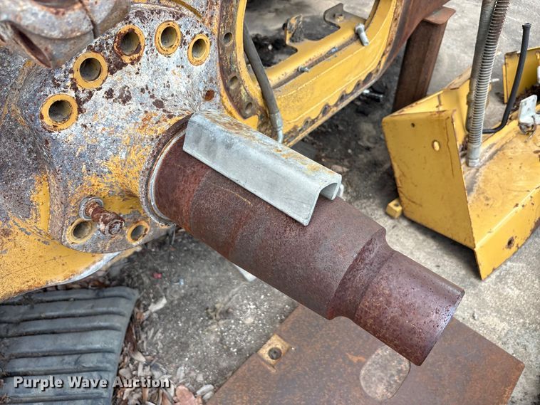 image for item EU5696 2011 Caterpillar 963D track loader