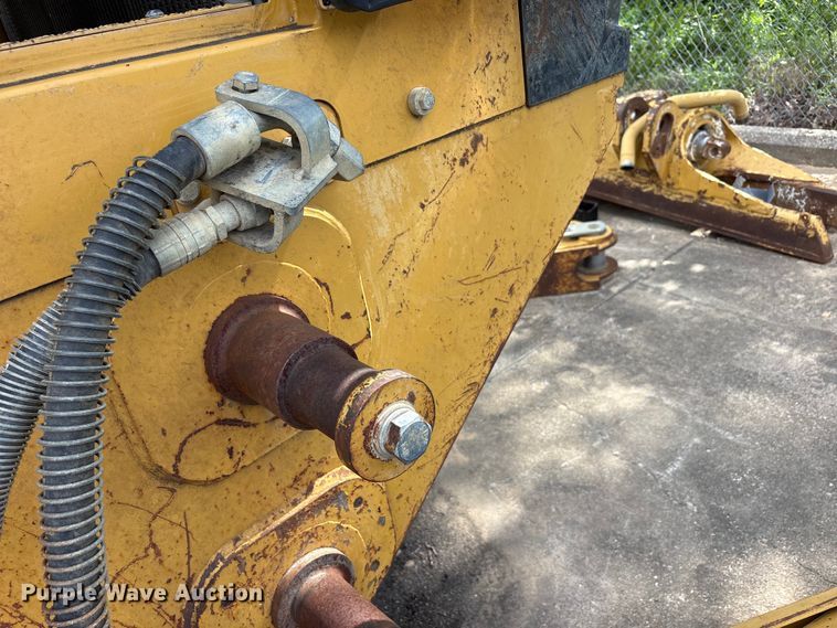 image for item EU5696 2011 Caterpillar 963D track loader