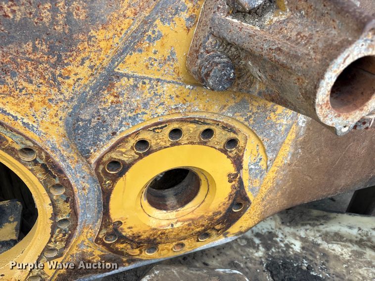image for item EU5696 2011 Caterpillar 963D track loader