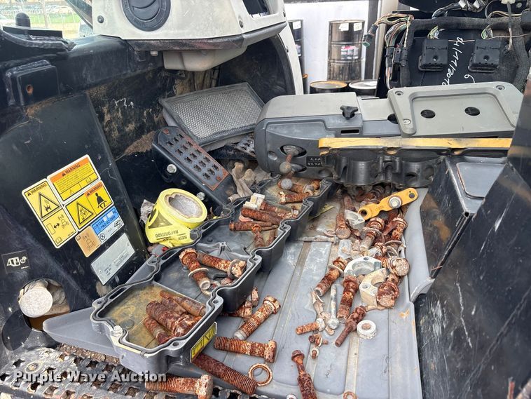 image for item EU5696 2011 Caterpillar 963D track loader