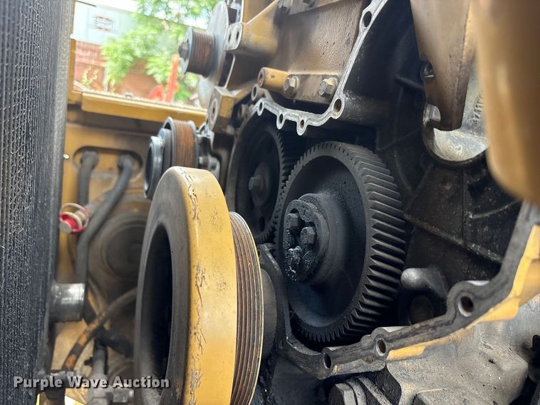 image for item EU5696 2011 Caterpillar 963D track loader