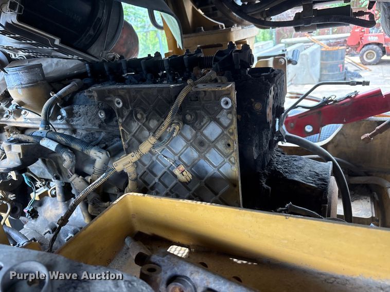 image for item EU5696 2011 Caterpillar 963D track loader
